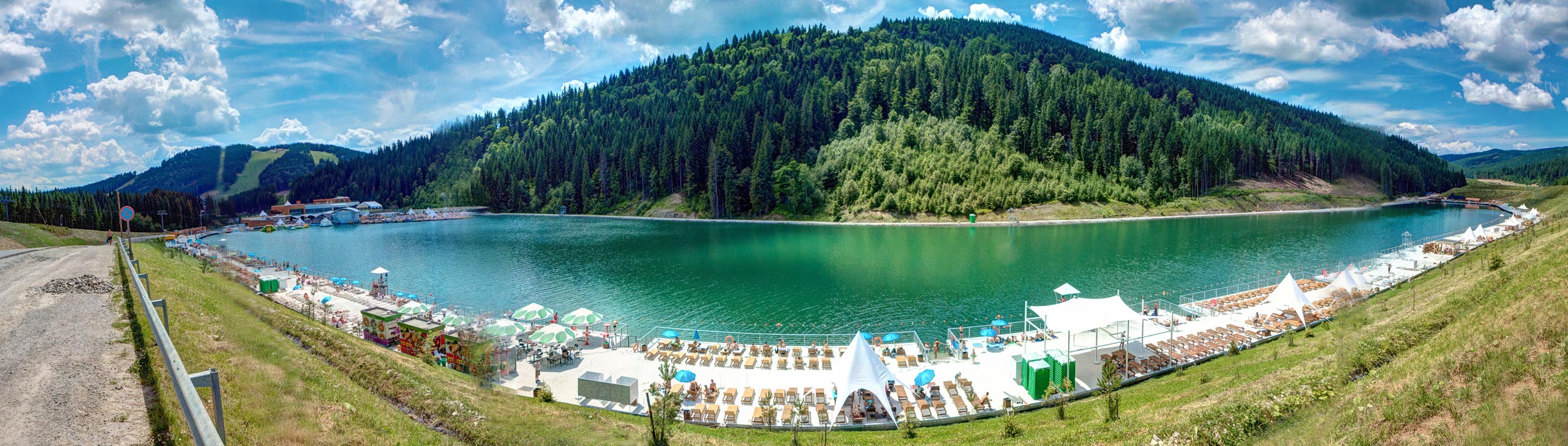 Озеро молодости в Буковеле.